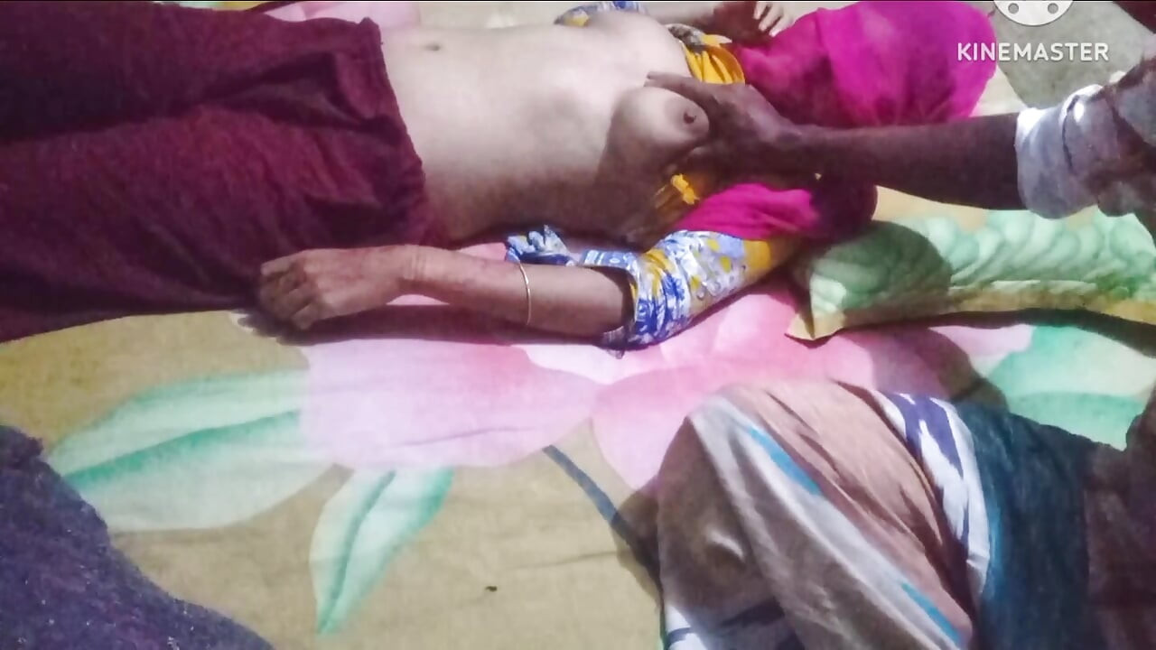 Bangladeshi stepsister give me massage. me give a massage his bobs