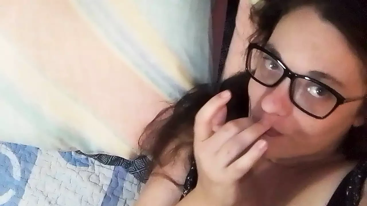 Fingering my g-spot can’t stop cumming