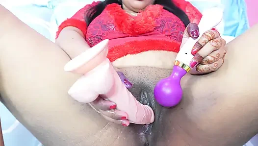 My neighbour's sister-in-law came to my house and showed me the dildo and released water from her pussy in front of him and I made a video of it