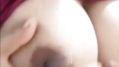देसी लड़की पूरी तरह से नंगी नहा रही है - निजी वीडियो लीक