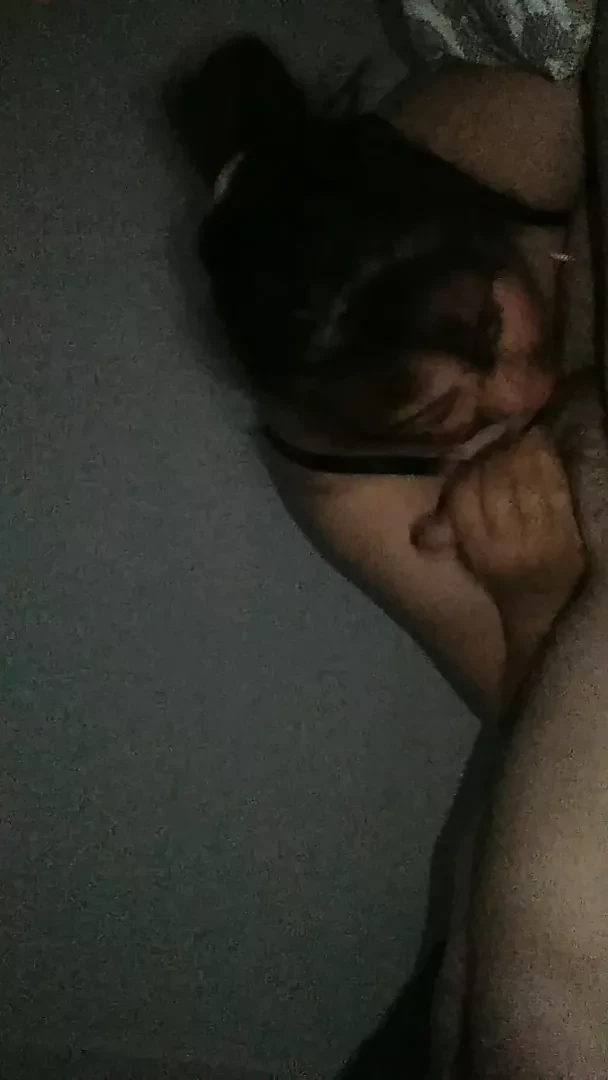 DRKA i lize muda2,wife sucking balls and jerking