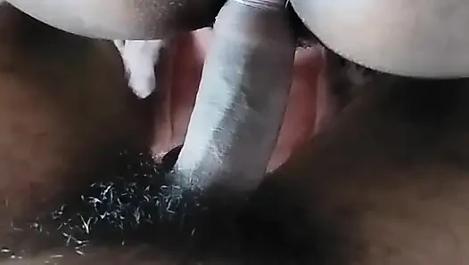 Çok ıslak! Hintli köylü kızı viral video