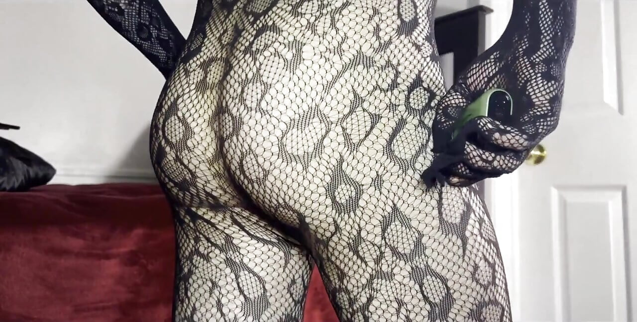 Im Not a Femboy...yet (perfect Ass)