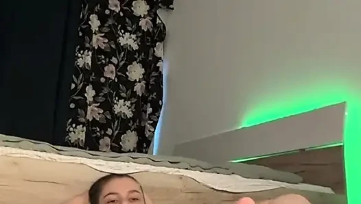 Dildo ile ev yapımı mastürbasyon