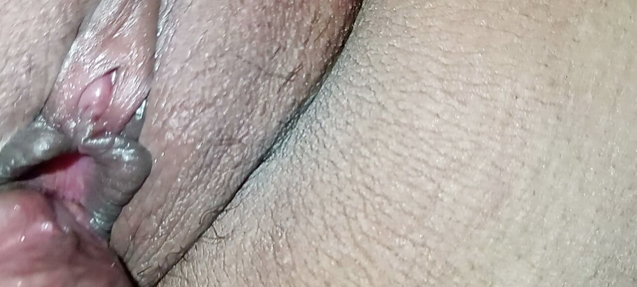 It was very hot that the first one I met I it and it made me come very tasty and left all its milk inside