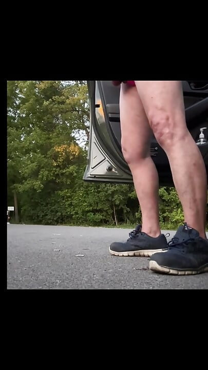 Mitchibitionist Ekshibicionist