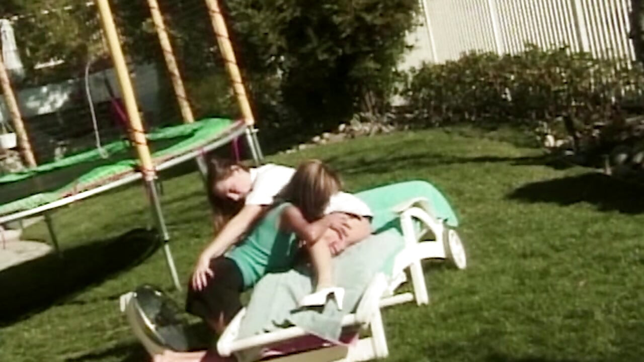 sündige Neugier verliert jede Kontrolle wenn alle