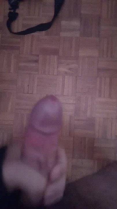 Cumming for my cumsluts