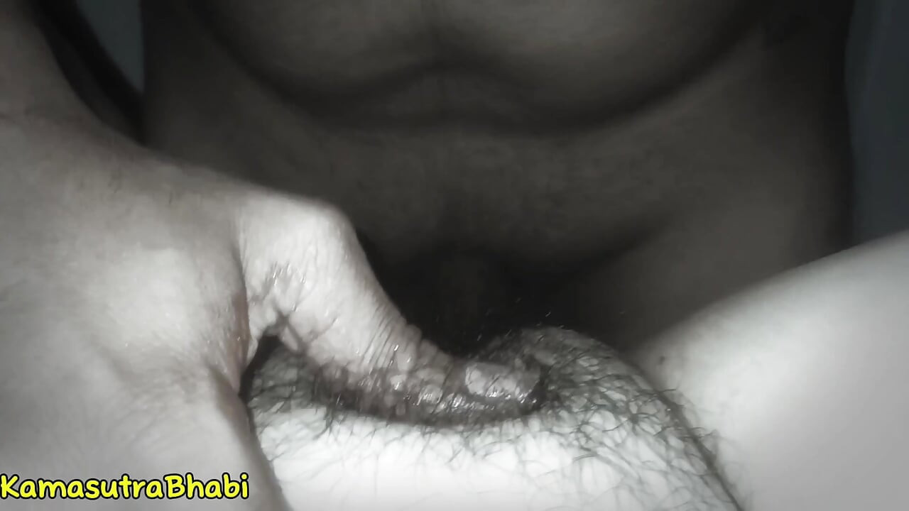 Sex secret noaptea târziu. De-a v-ați ascunselea și futut.