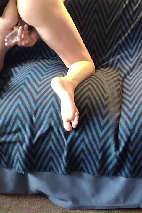 Leg Min Fisse Med Min Lilla Dildo (260510f)