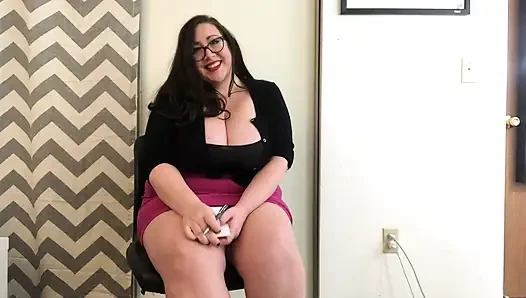 Bukkake pelacur kantor BBW seksi