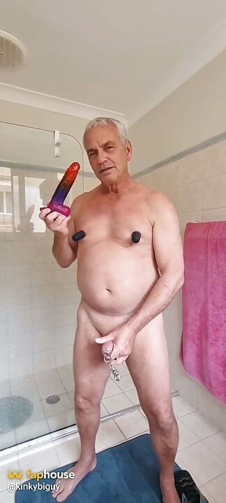 Dildo binatang hujan baru