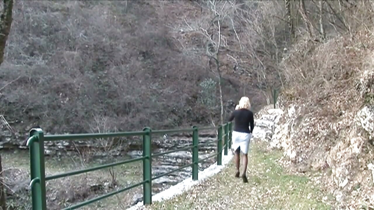 Blonde Stepmom gets her ass fucked by stranger