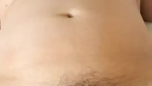 Связанный в отпуске многократный оргазм с новой игрушкой