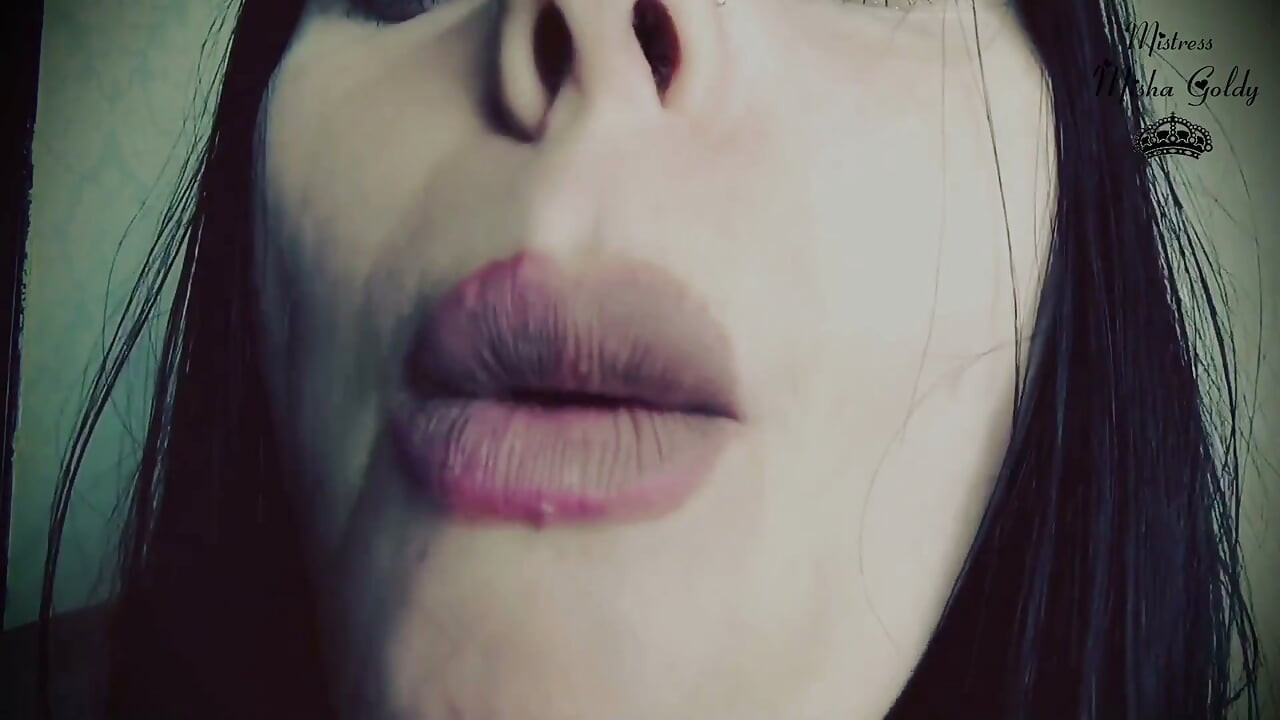 My Lips - To drzwi do piekła dla małych ludzi!