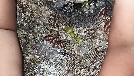 Bercinta dengan saree