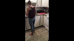 RachelHH22 Pissing in kitchen!