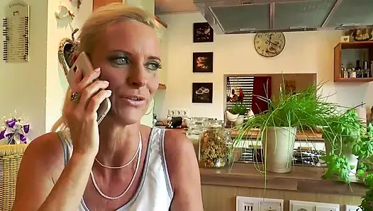 Azgın komşular! (TAM FILM)