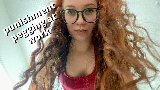 Gemene collega pint je vast omdat je haar op het werk in verlegenheid hebt gebracht - volledige video op Veggiebabyy Manyvids