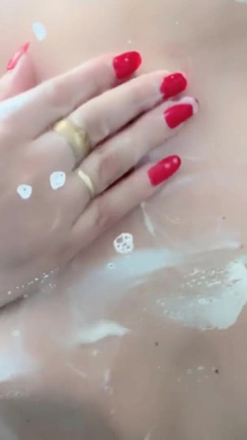 Spektakulärer moment aus "Sexy, dicke möpse und perfekter arsch, latina unter die dusche, möpse UND ARSCH GEGEN DAS GLAS"