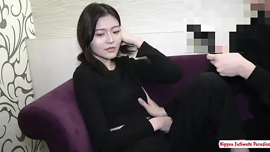 Wajah cewek cantik ini dientot habis-habisan sambil pakai mainan seks sampai matanya menganga lebar dan nggak bisa dientot habis-habisan