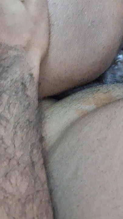 نيك الخادمة