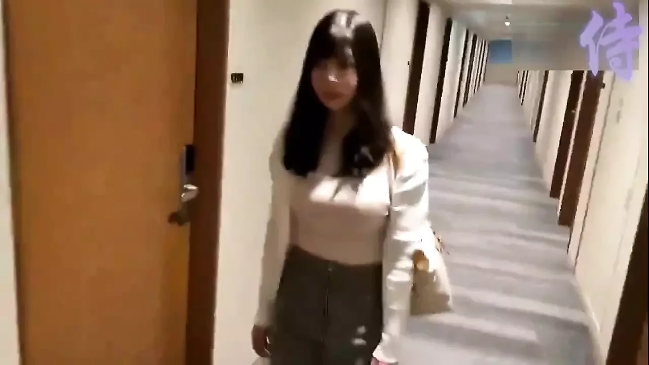 Horny Asian sluts #404
