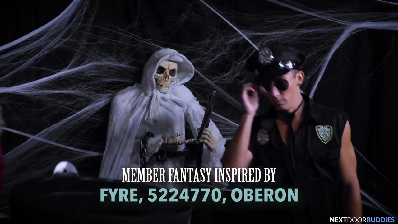 "Happy Halloween you dirty little fucker" DP for Isaac Parker - NextDoorBuddies