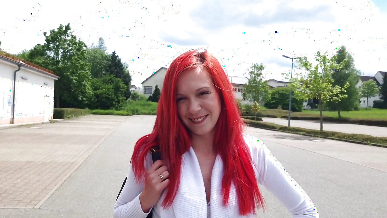 Selfie vastineeksi - diili parkkipaikalla