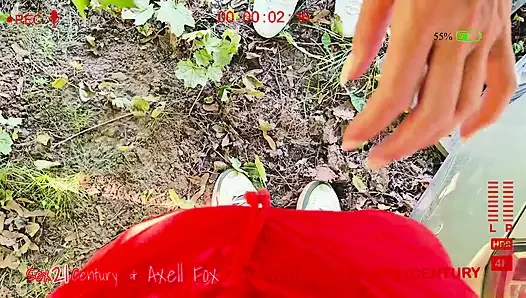 Halka açık bir parkta açık havada derin oral seks. Sarışın orta yaşlı seksi kadın ağzına ve yüzüne boşalıyor. Sert domaltmalı sikişiyor Amına boşal. sidik fetişi.