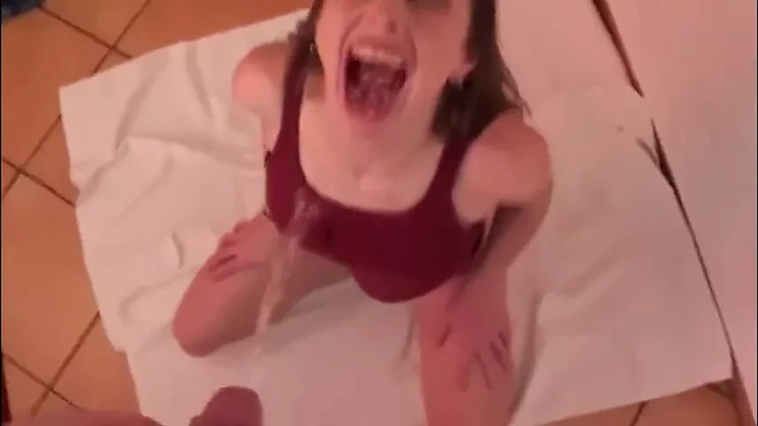 Cute piss drinker