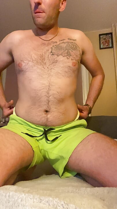 Polish hot Man is in his room solo cock Play