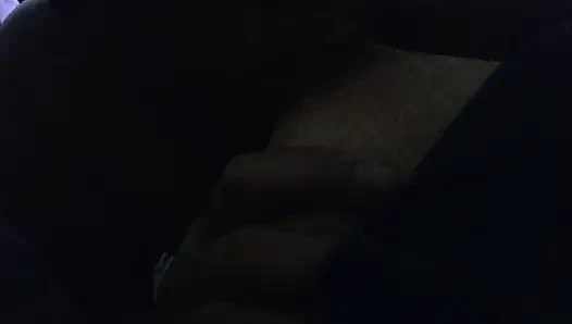 Hisap tetek bini orang