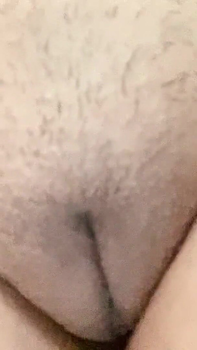 Zadivljujući trenutak iz "Desi seksi pičke školske djevojke"