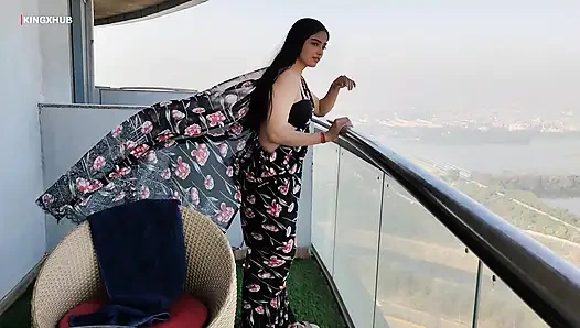 Indian Bahu having hardcore sex at 45th floor with Delhi city view