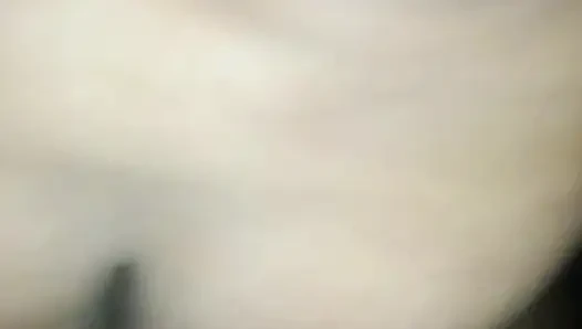 Kocasının önünde sikiliyor