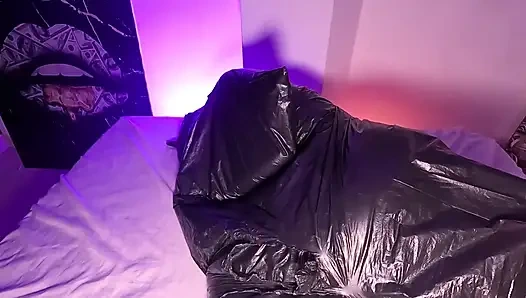 Gadis sange dengan semok ini lagi sange dan nafasnya!