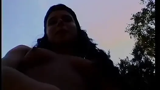 Masturbiert sie oder nicht?