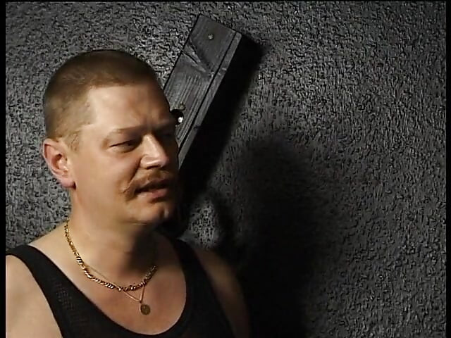 Une BBW soumise se fait fouetter et baiser par un mâle dominant