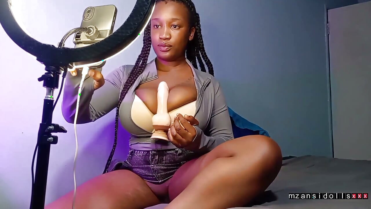 Sexy Ebony Slut