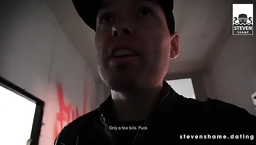 Dört genç kız amcık sikişinin tadını çıkarıyor! StevenShame