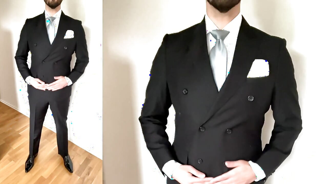 رجل أعمال مناسب يضرب عشرة