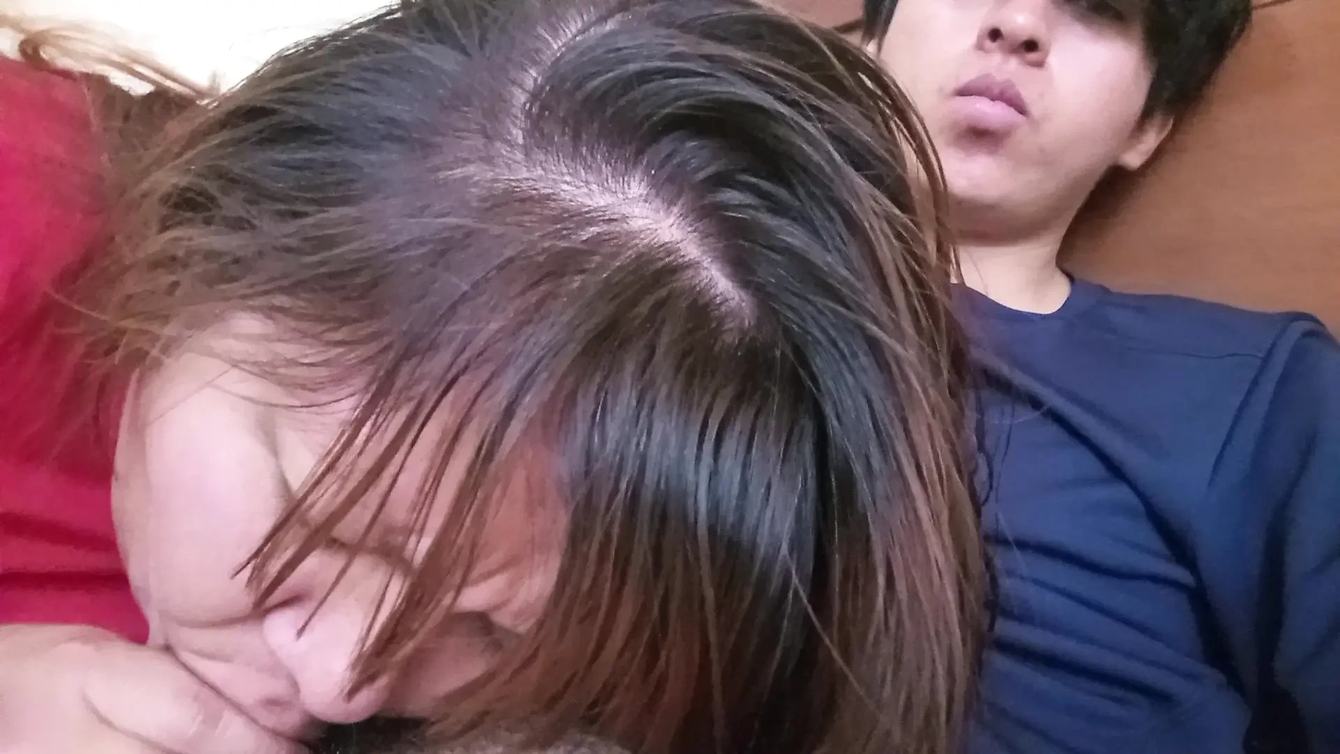 This Single Mom Loves Cocks In Her Mouth, She’s Getting Addicted To Sex