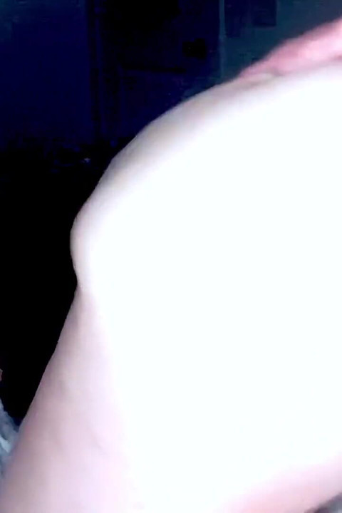 Thick MILF Gets Backshots and a Creampie