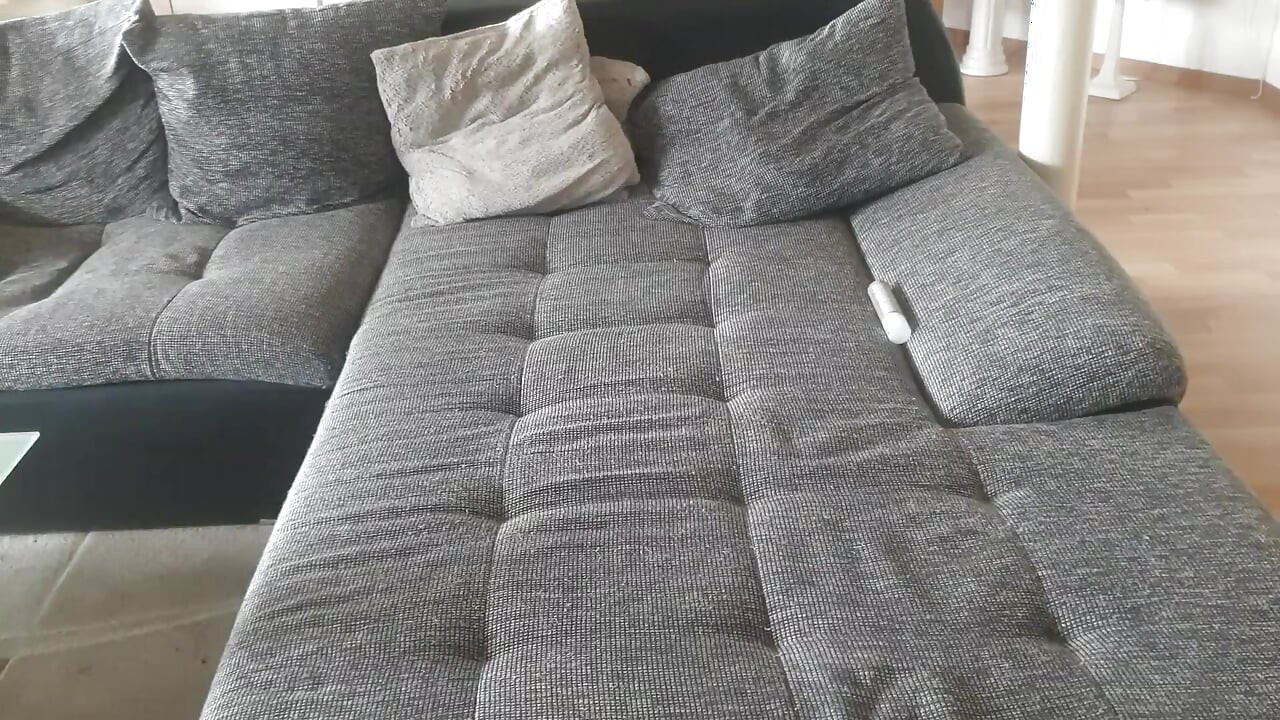 Kåt i stuen