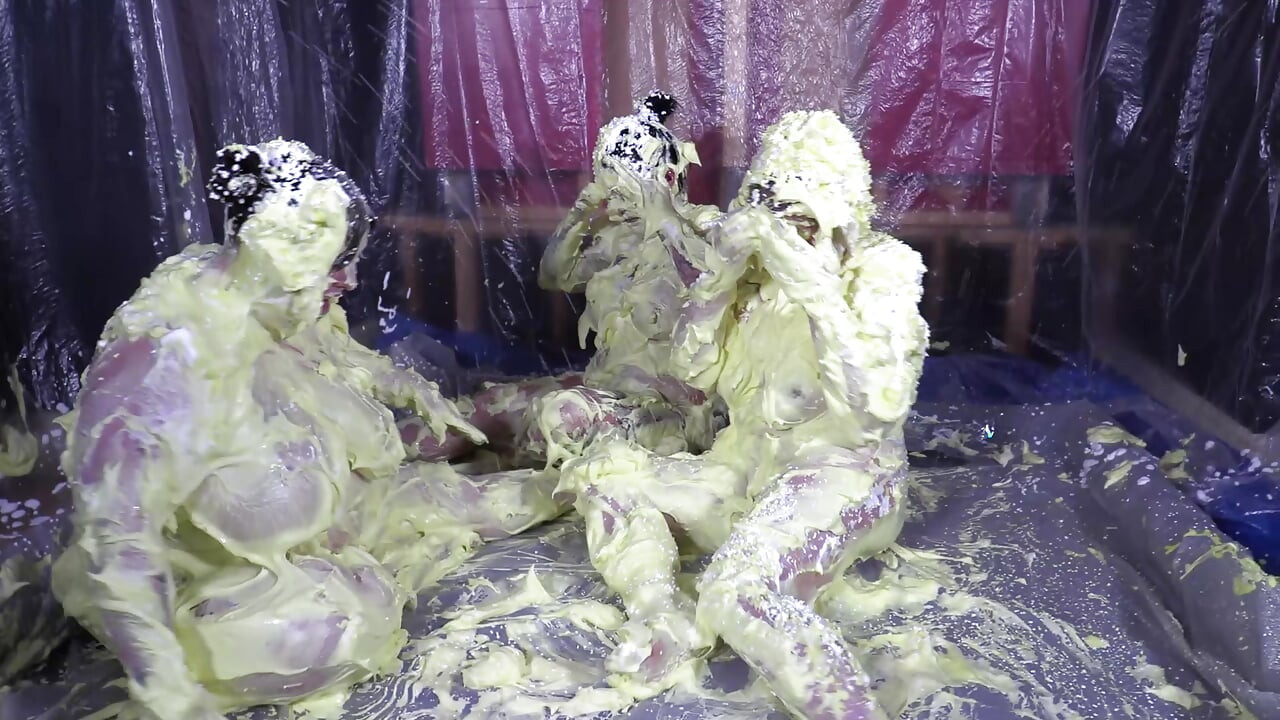Foam Fun with Cheyenne Hannah and Skyler