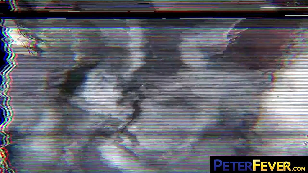 Peterfever Zario τα δίνει όλα με τον David σε άγριο τετράπλευρο