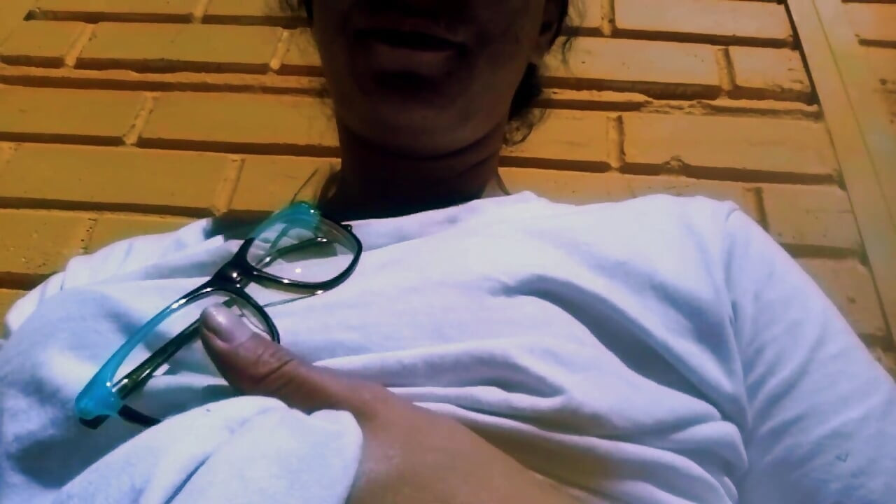 Britanny Has a Squirt in the Patio of Her House