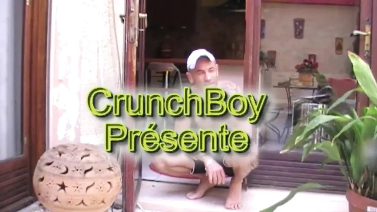 Bisexuel gang bang in room hotel with bi and straight