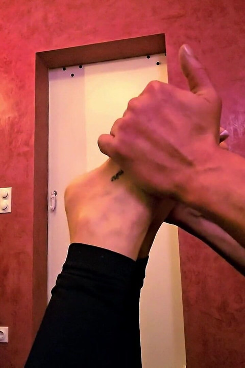 Sheela Sinner Foot Worship Barefoot Kissing Smelling Foot Fetish Socks Smelling